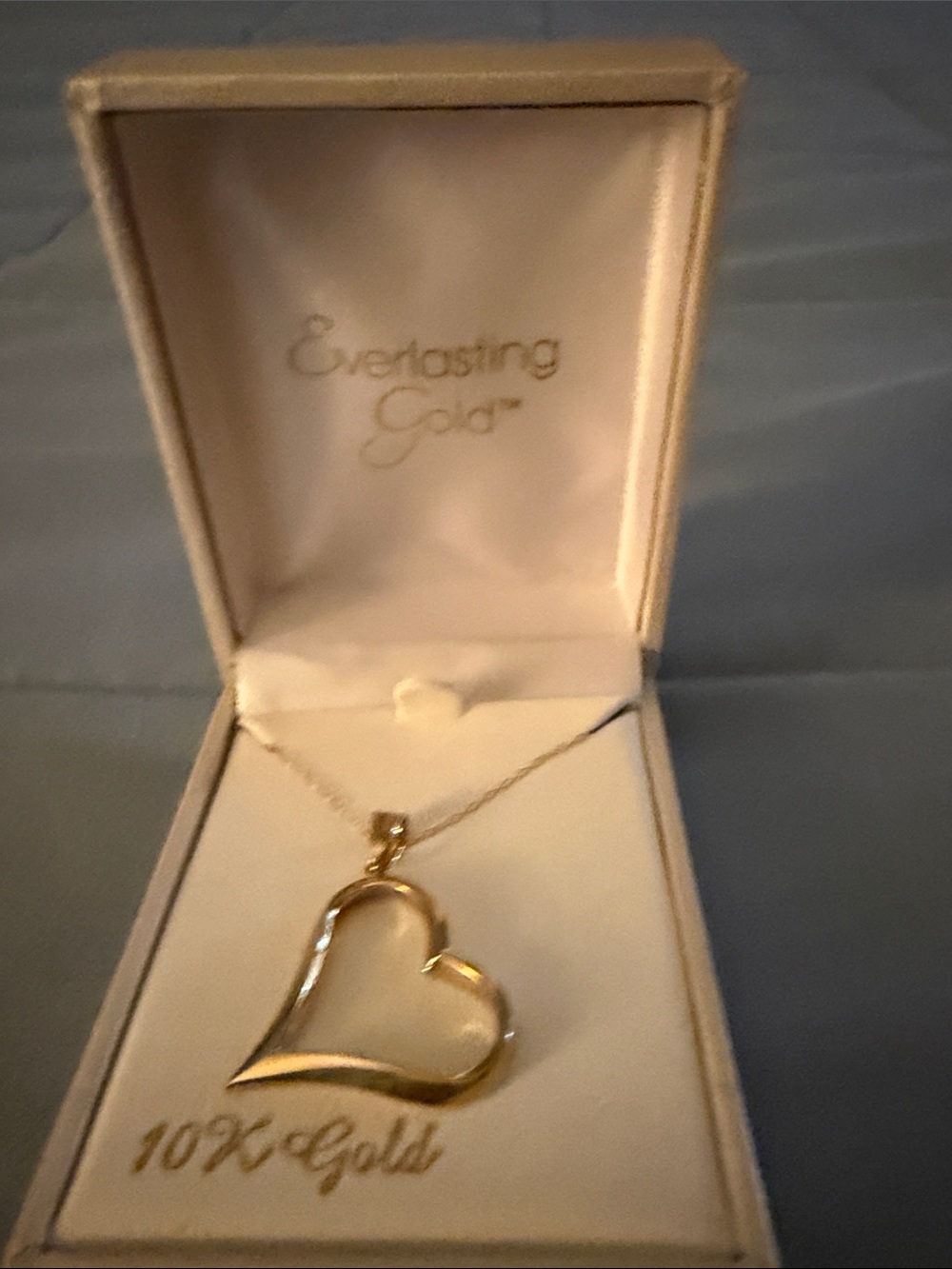 Everlasting Gold 10K Gold Open Heart Pendant Necklace - Gold - Picture 3 of 3